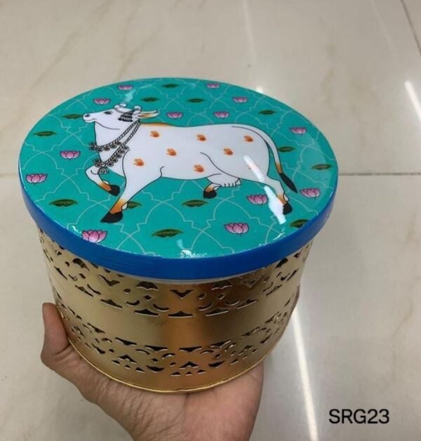 Square Pichwai metal box