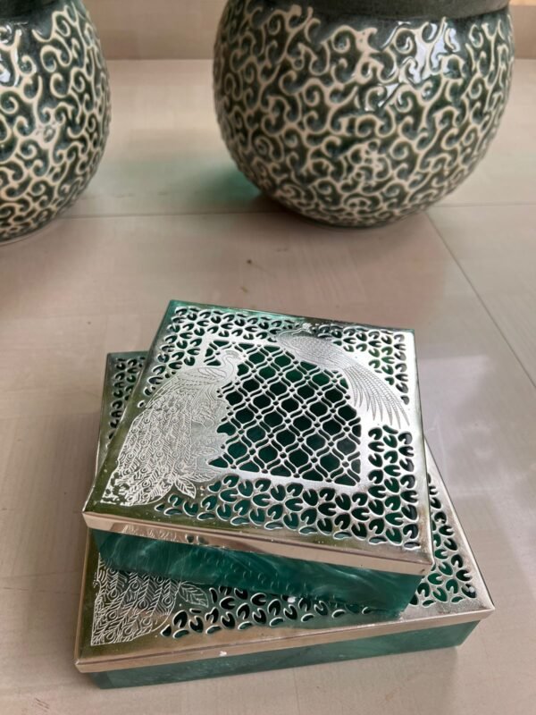 Green resin box with beautiful peacock design german silver lid - Image 4