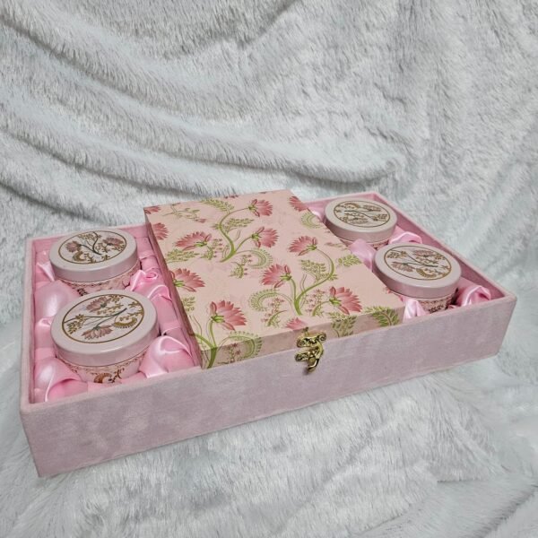 Tray hamper set with 4 tin jars and cavity Box - Image 2